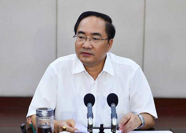 南宁市委原书记余远辉案一审开庭：被控受贿超900万