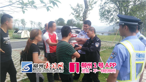 提示牌变摆设，露天烧烤不听劝还怒砸城管....