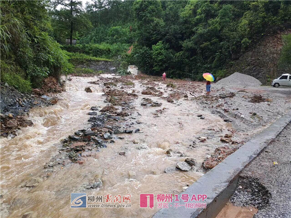 最新路况|321国道已全线封路，这几条绕行线路也因塌方中断