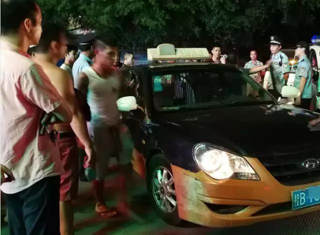 打车先给钱？柳州的哥无理要求被拒后将乘客锁车内“蒸桑拿”！