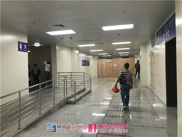 火车西站配套公厕已“上岗” 大家不用进站也能如厕