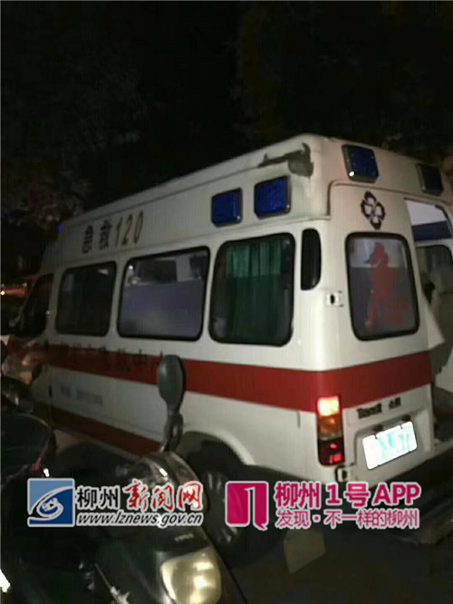 正能量｜男子打球心脏骤停 心内医生刚好也在球场上...
