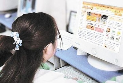 屏山大道这女子，老公说不动她，但“客服”可以