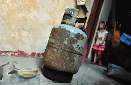 惊魂！柳州一女子开煤气自杀？原因跟这事有关