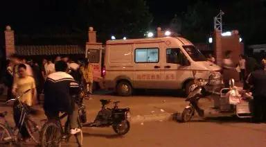 辣眼睛！男子凌晨在市中心乱摸女士臀部生事端，没想到……
