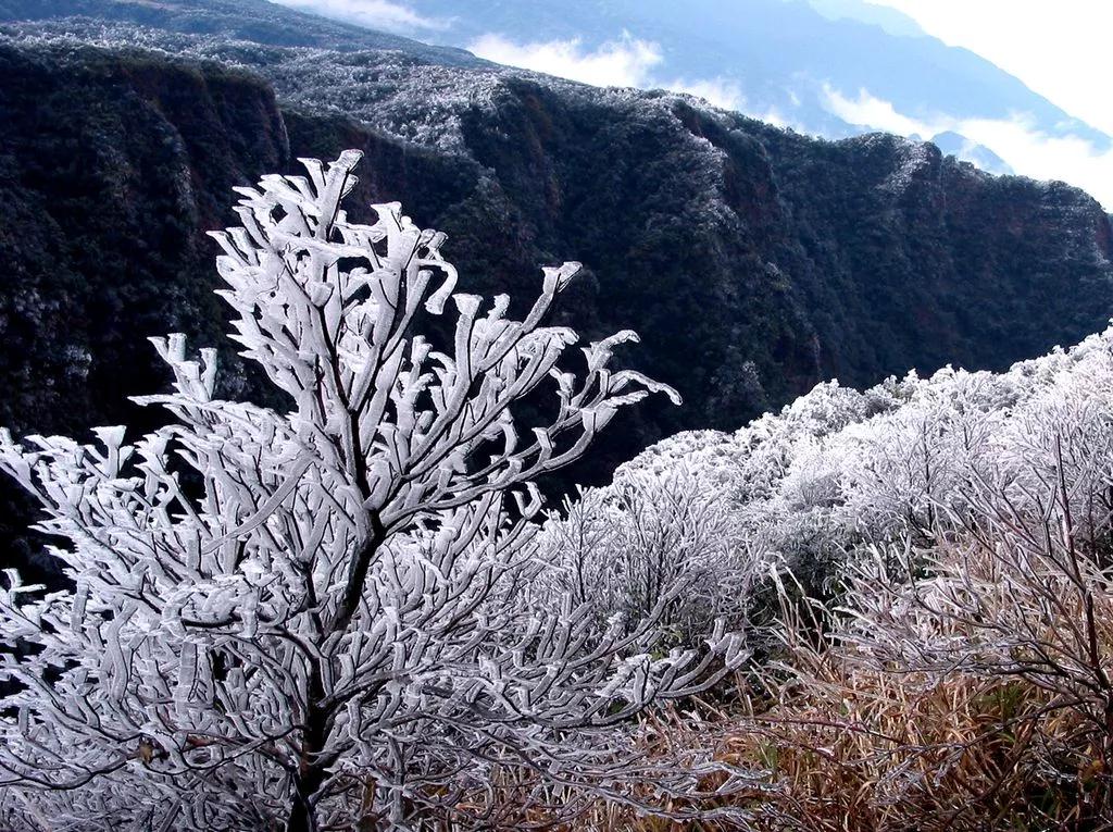 南宁大明山.jpg 南宁大明山.jpg