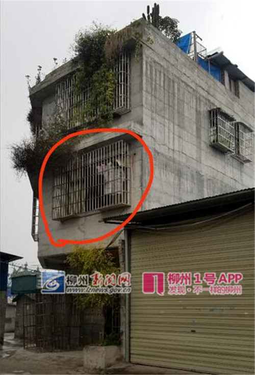 两女子疑似煤气中毒倒在康华二区私人房，一人已不幸遇难