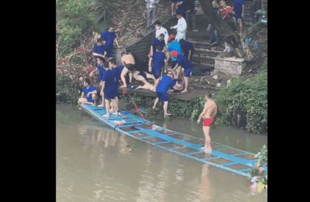 微信图片_20180421173521.gif 微信图片_20180421173521.gif