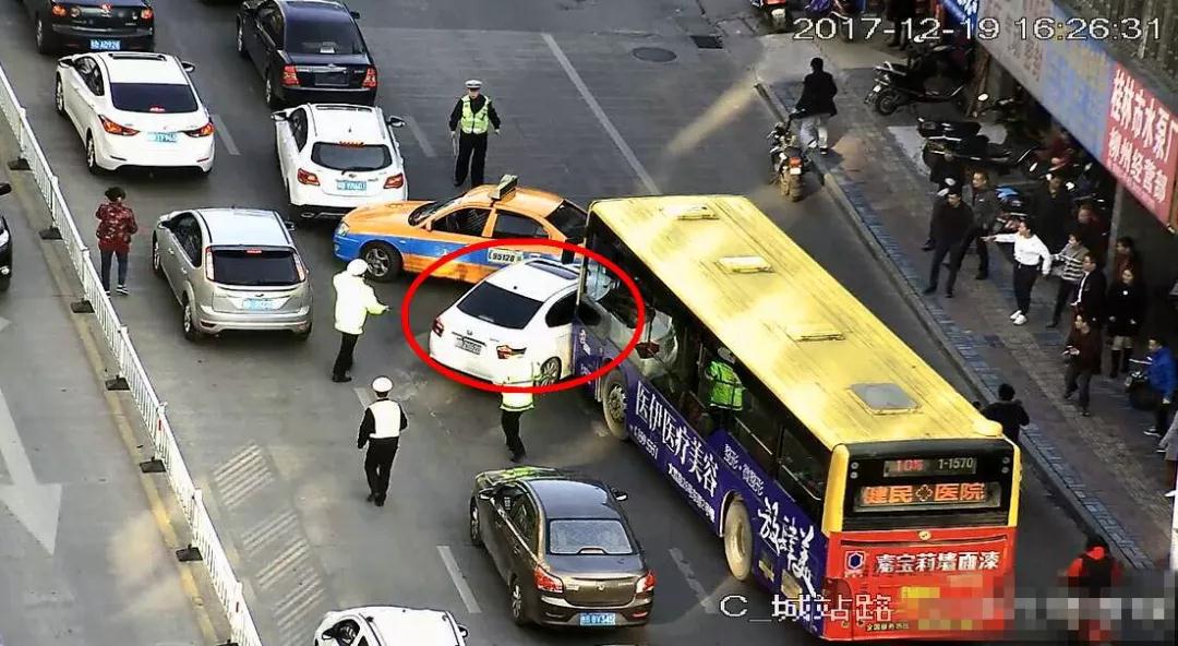 1号追踪|城站路那个恶意冲卡的“套牌哥”一审获刑5年