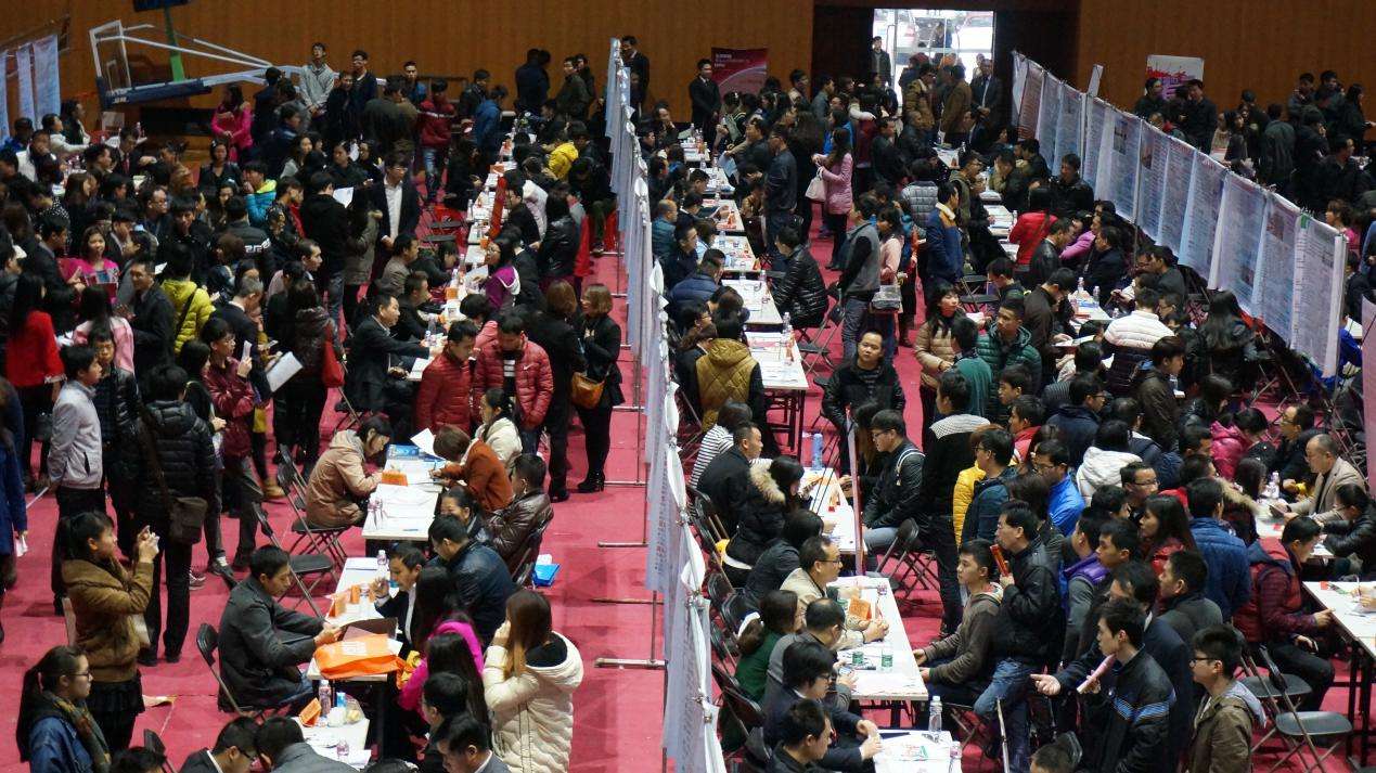 新一轮城市“抢人”开价差异大 看一看，你究竟“值”多少钱？