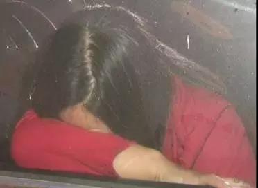 速食新闻|被骗6年，荣军路一女子发现男友已婚且妻子怀二胎后…