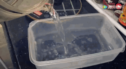 微信图片_20180610155158.gif 微信图片_20180610155158.gif