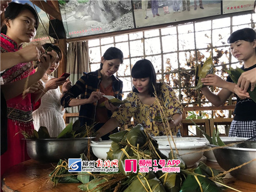 端午节如何过得有创意？融安有种漂亮的“五彩粽子”，了解一下