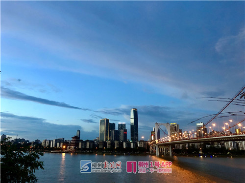京泽旭 地点 红光大桥.jpg 京泽旭 地点 红光大桥.jpg