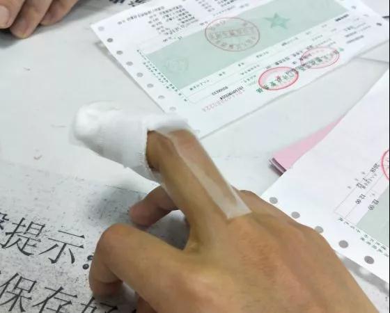 速看！女子因一个动作进医院，这事你也常做，严重或被截肢