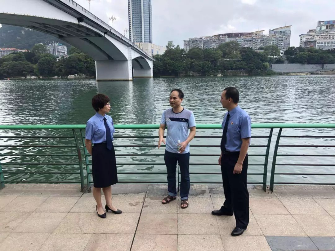 柳江河污水事件引市人民检察院关注，正展开公益诉讼调查