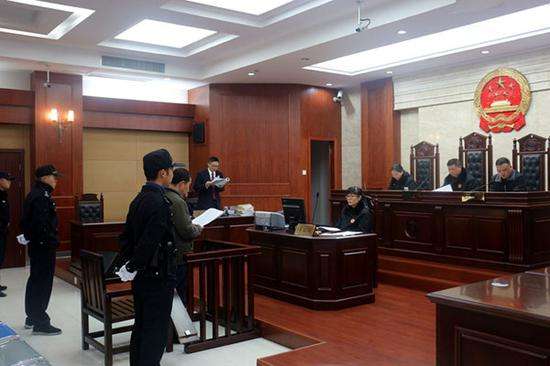 自己身体不适疑被女友传染艾滋病，柳城男子残忍行凶被判死刑
