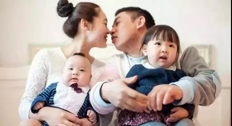 专家建议每月缴纳生育基金，没生二孩不能取？！网友炸锅了