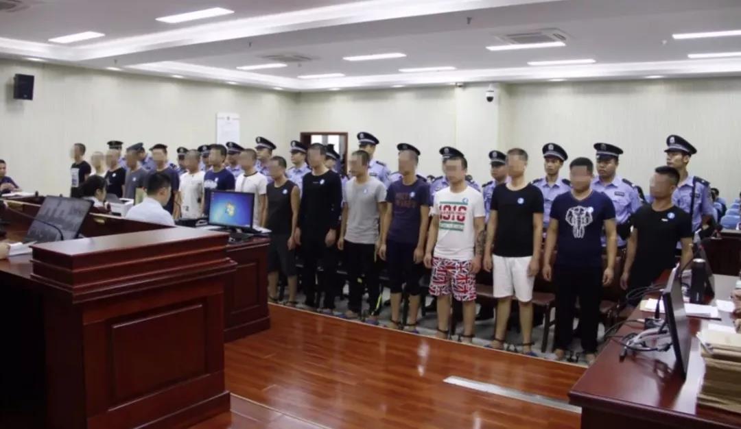 柳南警方出重拳下重手，一网打尽黑恶势力