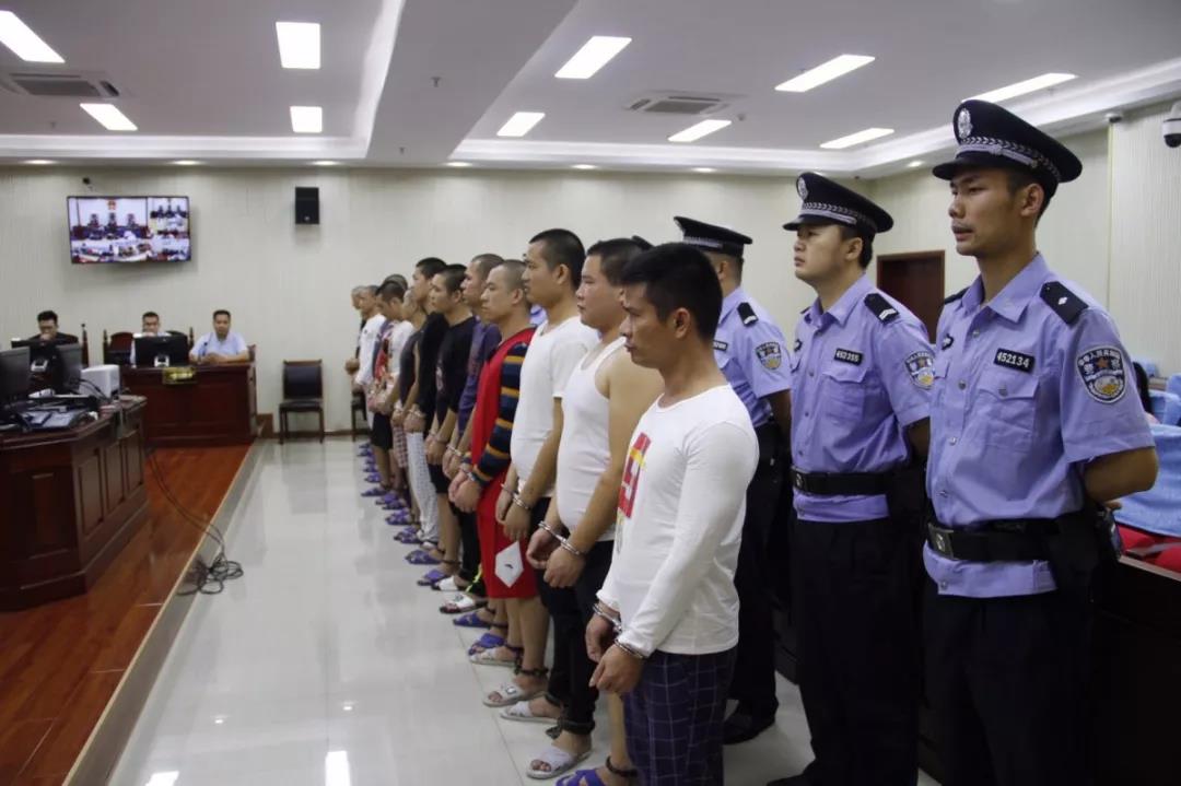 柳州市首例恶势力犯罪案件宣判，16人获刑