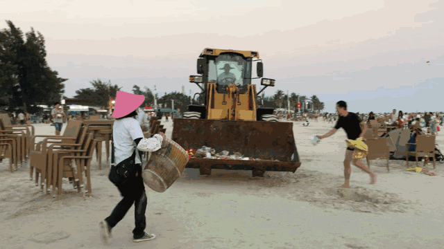 微信图片_20181007130637.gif 微信图片_20181007130637.gif