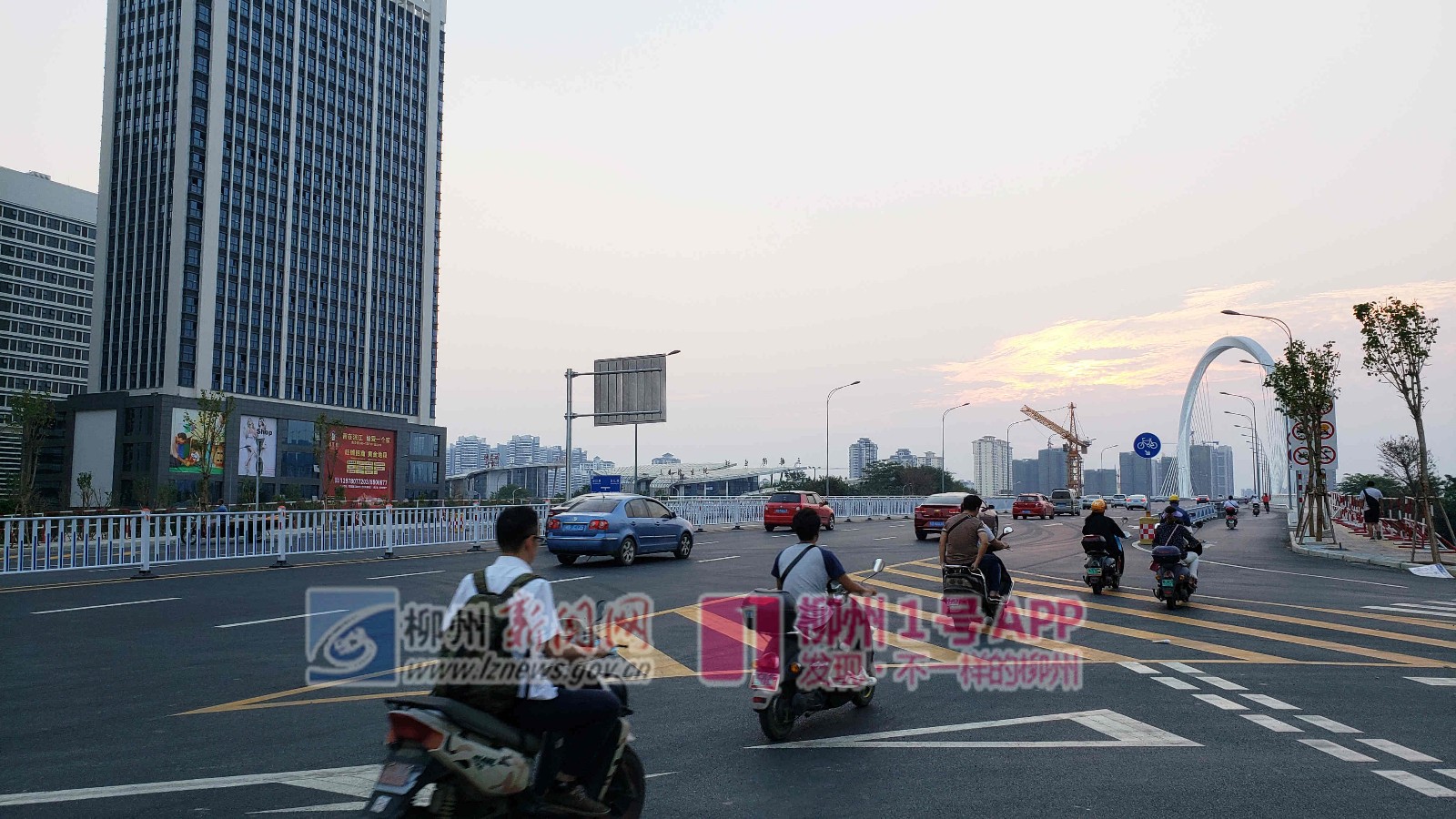 1号调查|白沙大桥上下班车流量仅为壶东大桥的1/5，晚上却异常火爆