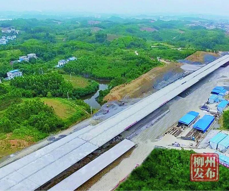 柳东新区新通道！纬六路主线高架桥贯通，以后去柳东可以这样走