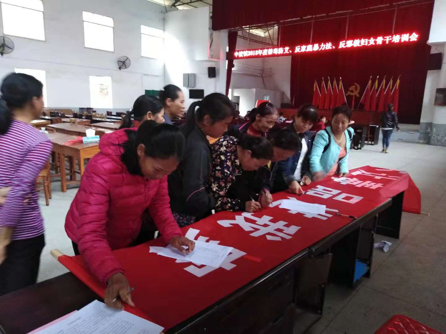 微信图片_20181026173924.jpg 微信图片_20181026173924.jpg