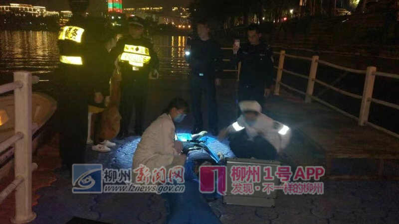 多名目击者报警：一男子在文惠桥上翻越栏杆跳下柳江