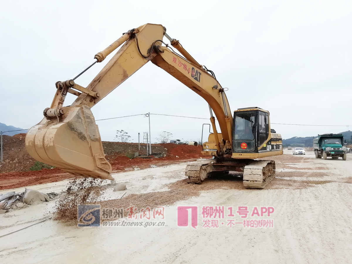 209国道沙塘段路面被紧急修复，今天基本具备通行条件