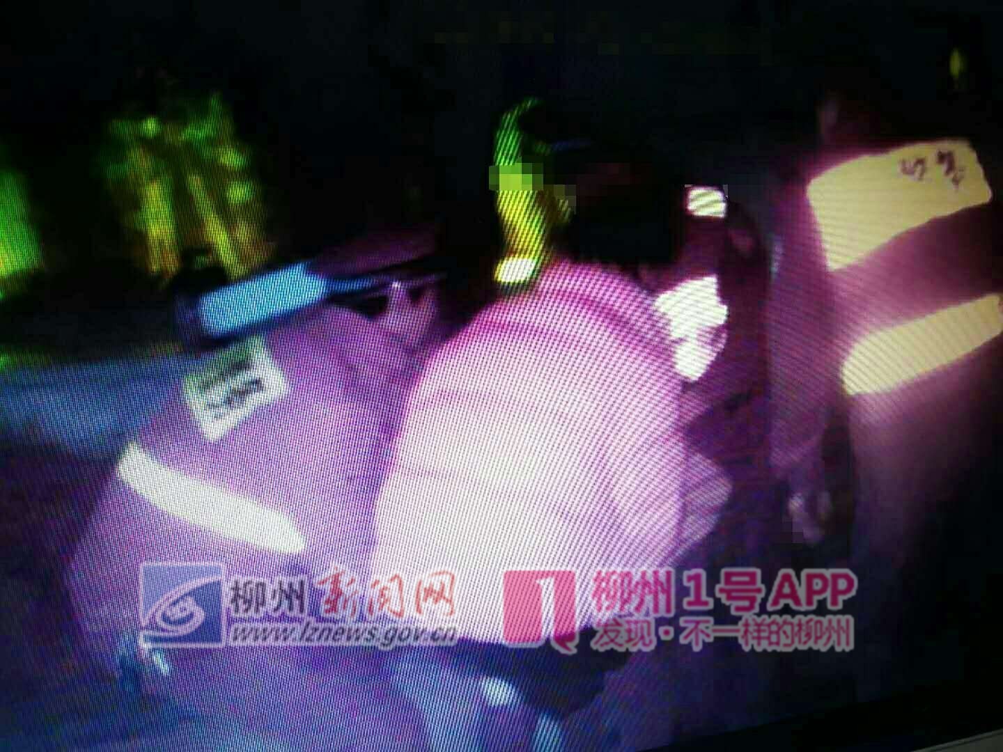 男子酒后欲跳柳江轻生，被救后对女友深情表白