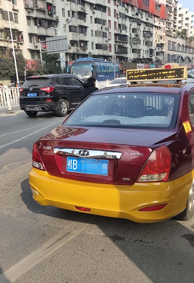 不打表、拒载...记者暗访出租车行业，发现不少乱象！