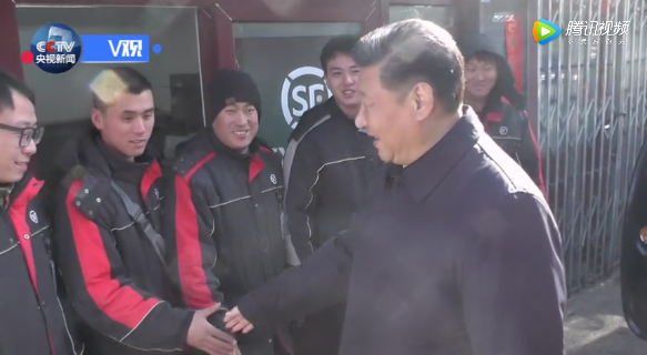 视频丨习近平看望“快递小哥”