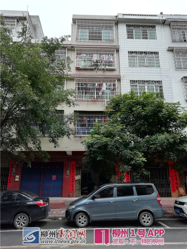 男子出租房内暴亡！事发古亭山塑英路，房东反映男子平时好酒