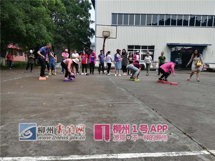 摸1.jpg