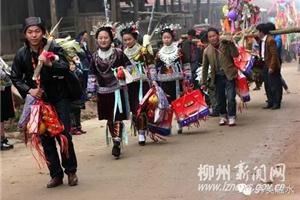 【人文觅境】探秘融水苗家婚俗，这阵仗简直惊呆了！