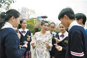 赏花聊花更识花