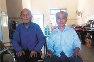103岁老人5代同堂