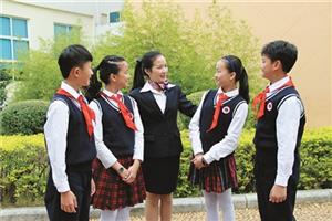 希望孩子们在 小记者“舞台”上收获多多